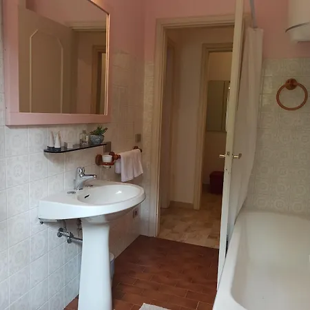 Apartamento Casa Sandrina, Un Romantico Rifugio Vista Stresa