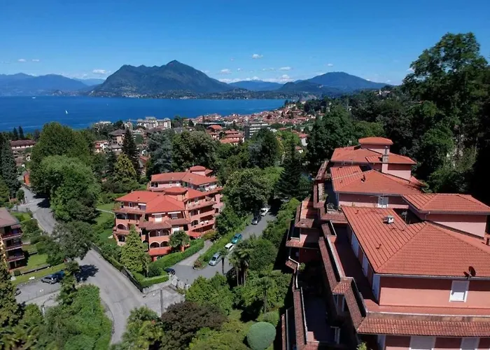 Casa Sandrina, Un Romantico Rifugio Vista Apartment Stresa